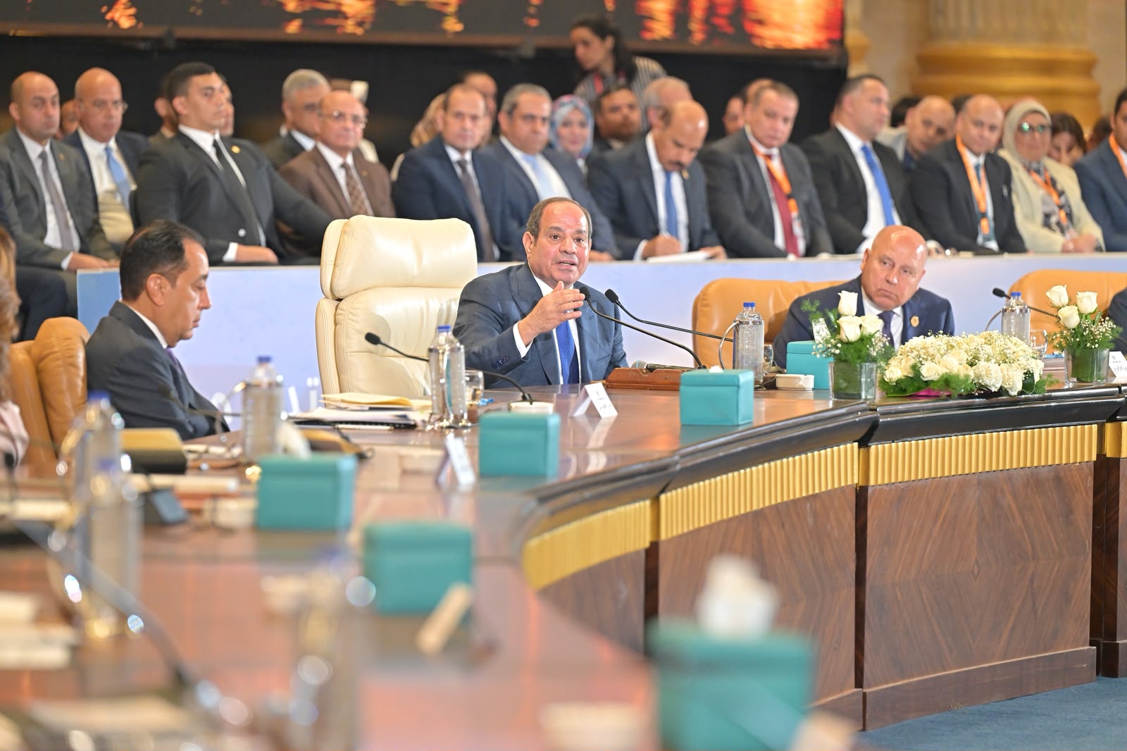 صندوق تحيا مصر - السيسي يوجه بإنشاء 200 ألف وحدة سكنية للإيجار بالتعاون مع صندوق تحيا مصر