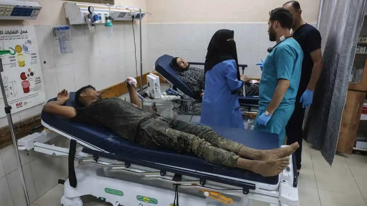 مستشفيات قطاع غزة - الأزهر الشريف يحذر من موت محقق في مستشفيات غزة ويدعو لتحرك دولي عاجل