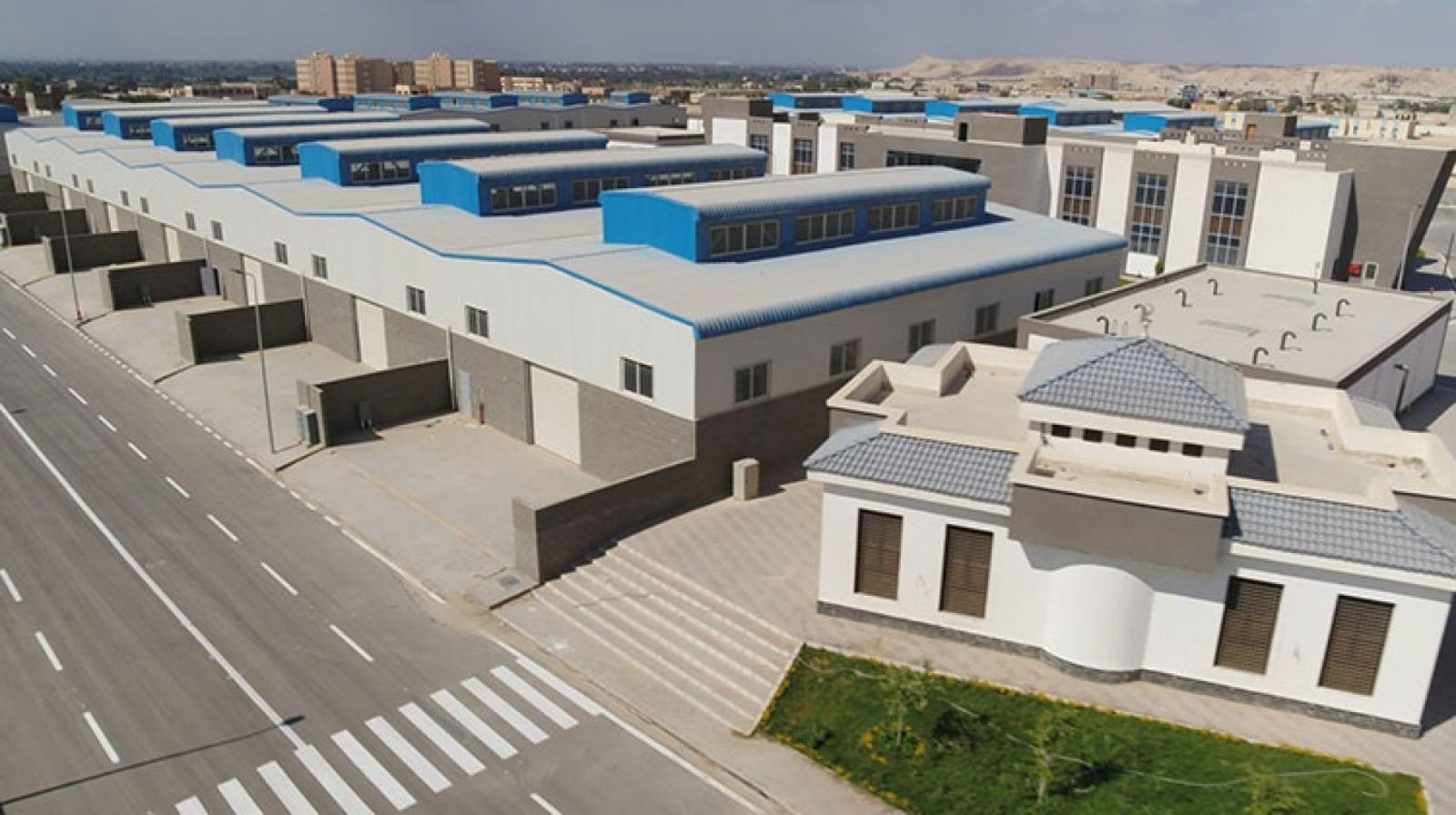 400 وحدة صناعية - غلق باب التقديم على 400 وحدة صناعية جاهزة في 11 مجمعًا بـ10 محافظات الخميس